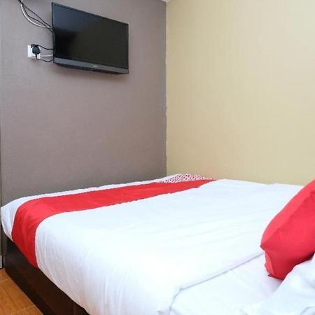 Oyo 44123 Hotel Al-Saif Kuala Kerai Экстерьер фото