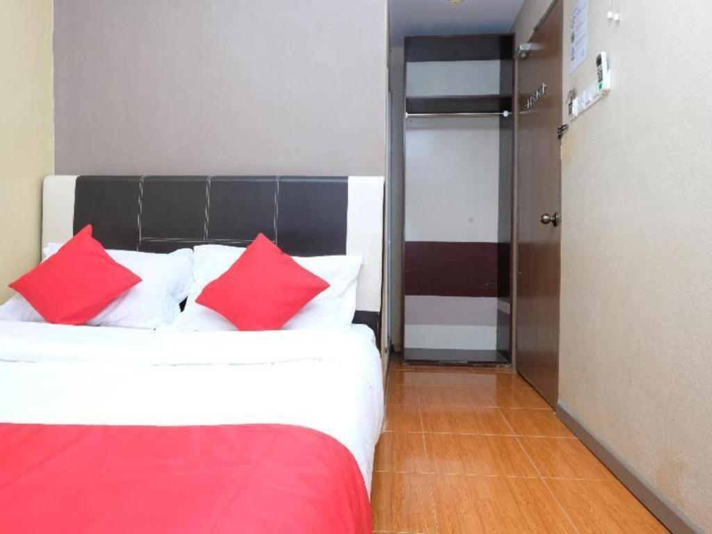 Oyo 44123 Hotel Al-Saif Kuala Kerai Экстерьер фото