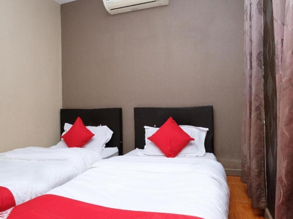 Oyo 44123 Hotel Al-Saif Kuala Kerai Экстерьер фото