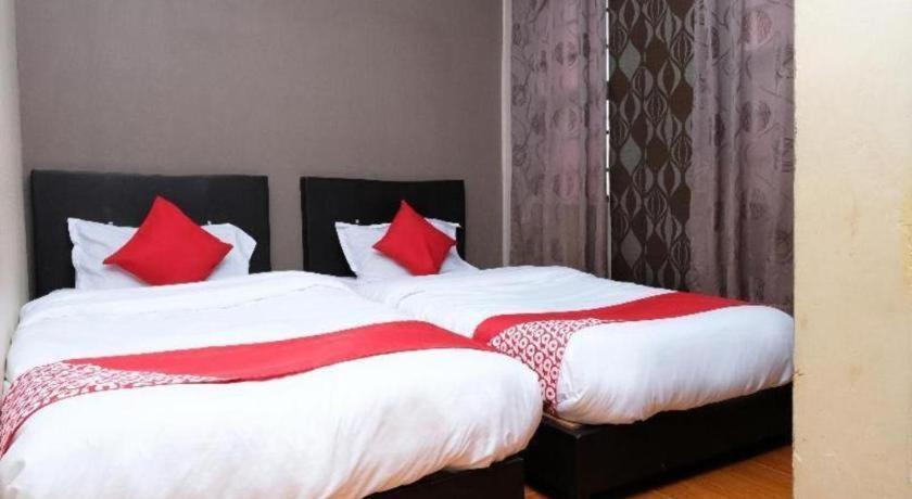 Oyo 44123 Hotel Al-Saif Kuala Kerai Экстерьер фото